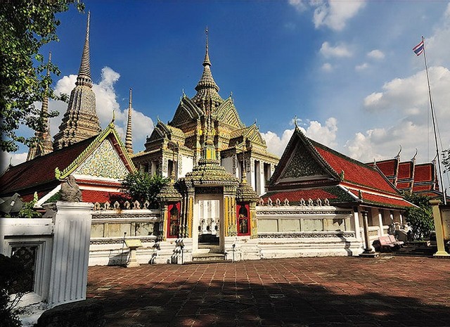 Phra Mondob